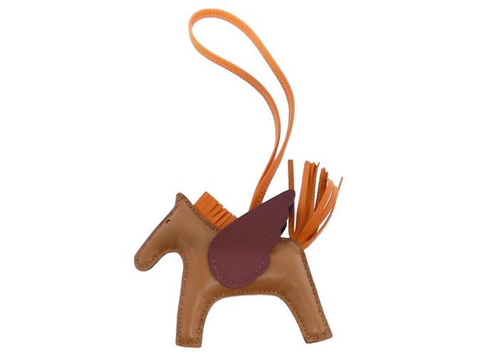 Hermès Hermes Rodeo Pegasus Accessory Bag Charm PM Rot Golden