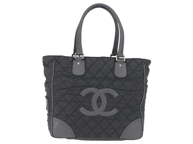 Chanel Vintage CC Quilted Nylon Medium Marrone