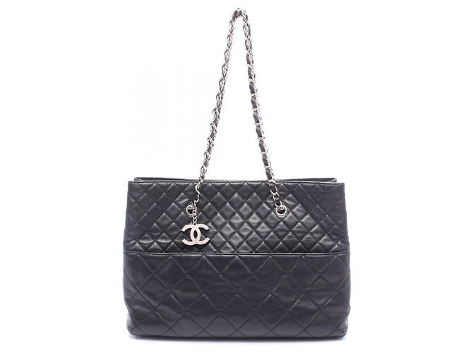 Sac cabas Chanel Matelassé Noir