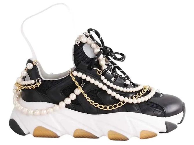 Junya Watanabe Sneaker aus schwarzem Leder