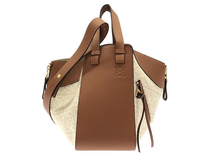 Bolsa de Ombro Loewe Hammock Small Bege Dourado