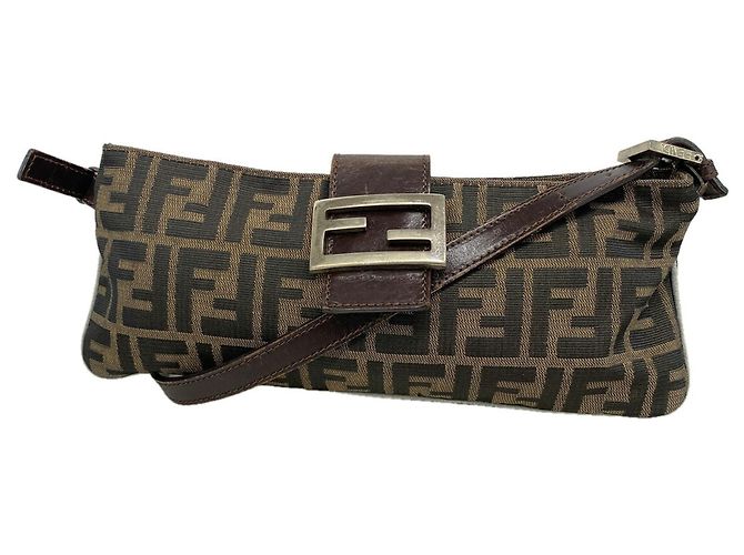 Bolsa de ombro Fendi Zucca em nylon e canvas Marrom