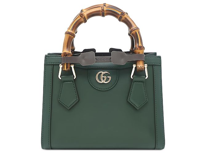 Sac à main Gucci Diana Mini en cuir de veau vert avec anse en bambou