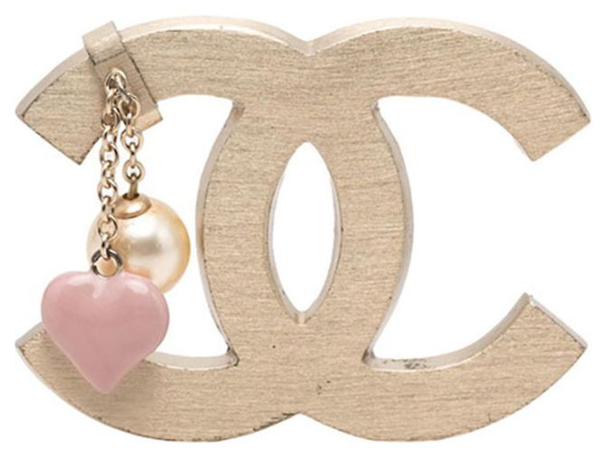 Timeless Chanel Coco Mark Brosche mit Herzmotiv Golden