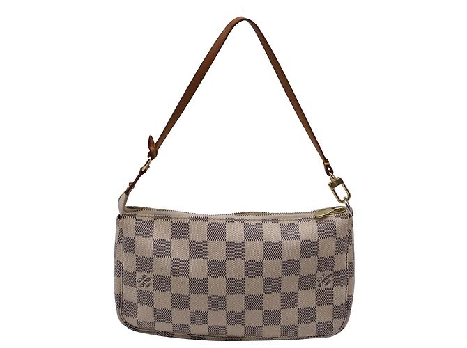 Pochette Louis Vuitton Damier Azur em canvas de nylon branco