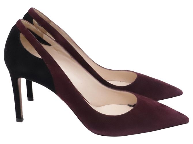 Escarpins à bout pointu et découpes Prada en daim bordeaux