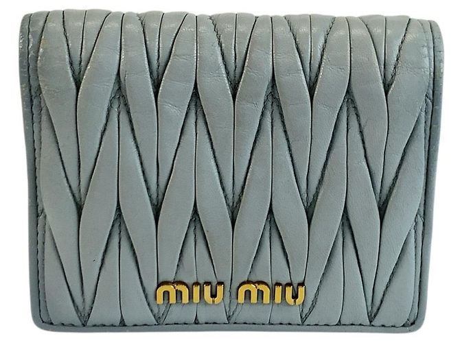 Cartera compacta acolchada Miu Miu Matelasse 5MV204 Azul