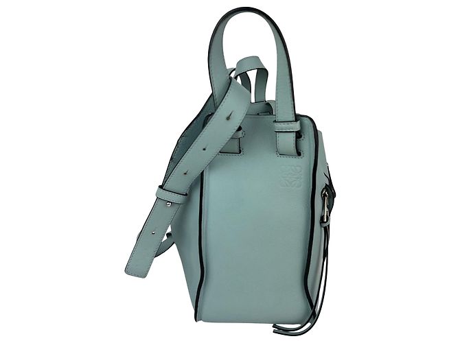 Bolsa de Ombro Loewe Small Hammock em pele de vitelo azul