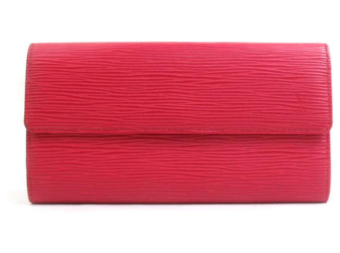 Cartera larga Louis Vuitton de piel Epi roja