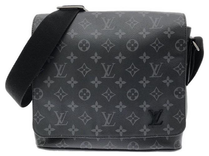 Borsa a tracolla Louis Vuitton Monogram Eclipse District PM Nero