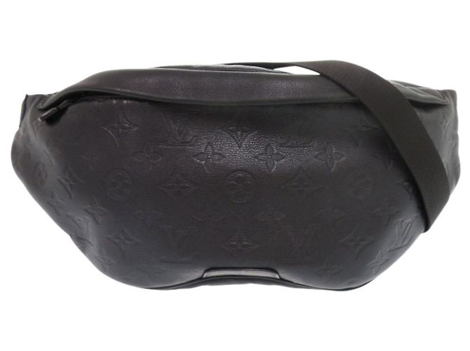 Louis Vuitton Discovery Gürteltasche Schwarz
