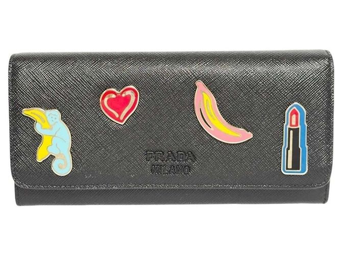 Prada Damen Langbrieftasche aus schwarzem Saffiano-Leder