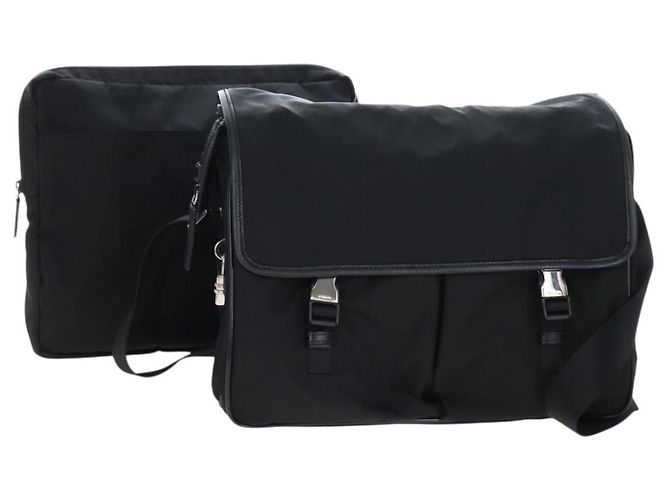Bolsa de Ombro PRADA Nylon Black Silver Auth 208092V Preto Prata