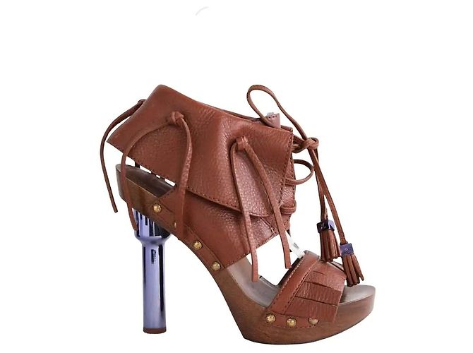 Louis Vuitton Brown Leather Heels Size 38