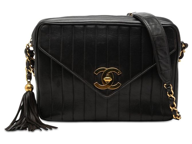 Black Chanel CC Vertical Quilted Lambskin Tassel Flap Camera Bag Schwarz