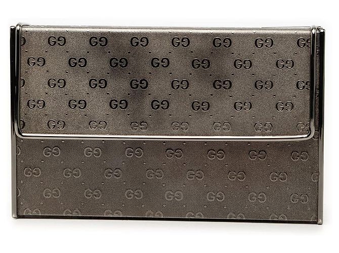 Silver Gucci Micro GG Metall-Etui Silber