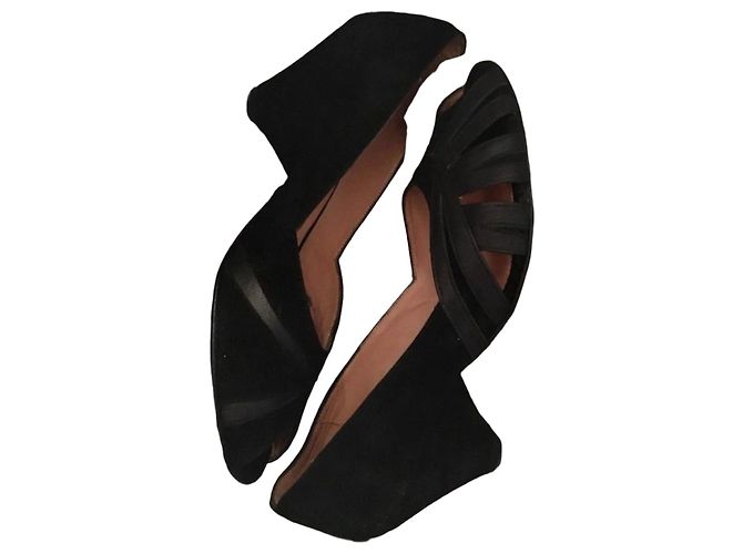 Autre Marque Black suede wedge pumps