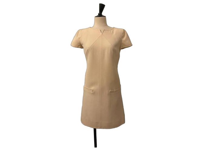 Courreges Courrèges Kleid in Beige Aus weiß