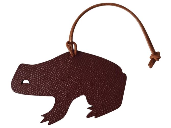 Hermès Petit H Charm Capybara in pelle Epsom Multicolore
