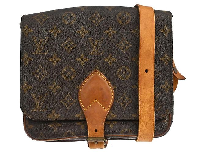 Louis Vuitton Cartouchiere Monogram Canvas MM Marrom