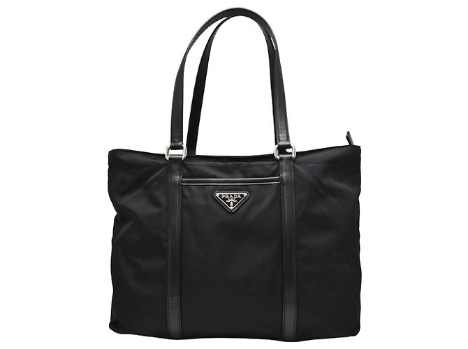 Tote Sac cabas Prada en nylon et cuir noir