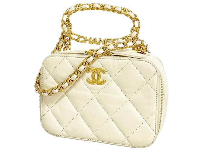 Bolsa de Ombro Chanel Matelassé com Corrente Branco