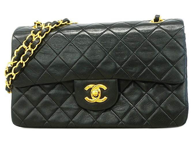 Borsa a tracolla Chanel Matelassé Nero