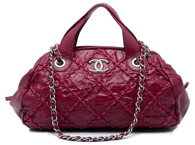 Bolsa Bowling Chanel Red CC em couro de bezerro acolchoado e amassado Ultra Stitch