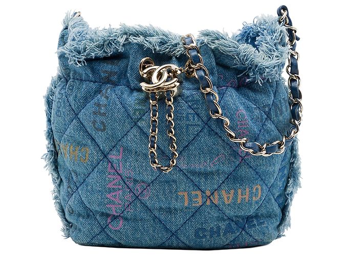 Borsa a secchiello Chanel Blue Small Quilted Denim Mood con catena