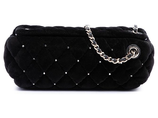 Chanel CC gestepptes Samt-Wristlet-Clutch in Schwarz mit Kristallen