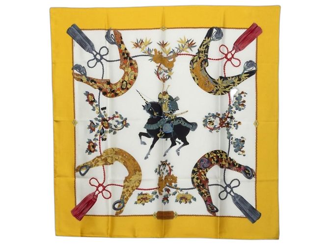 Hermès Pañuelo Hermes Carre 90 SAMOURAI Multicolor Amarillo