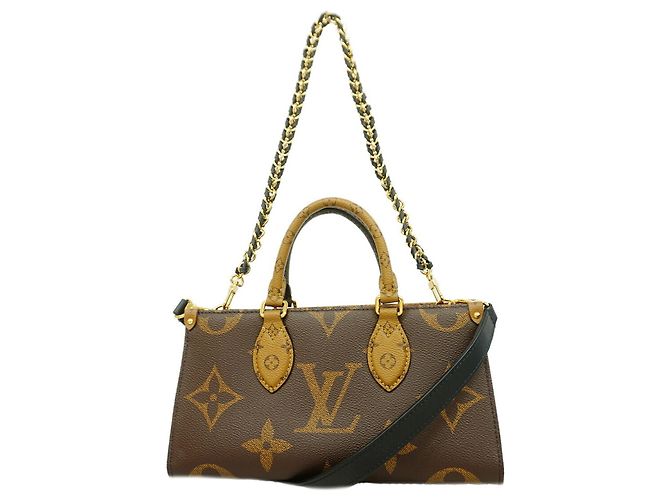 Sac à main OnTheGo EW avec chaîne Monogram Giant Reverse Louis Vuitton