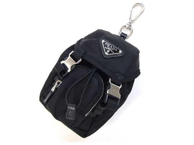 Pingente de bolsa Prada em nylon e couro preto
