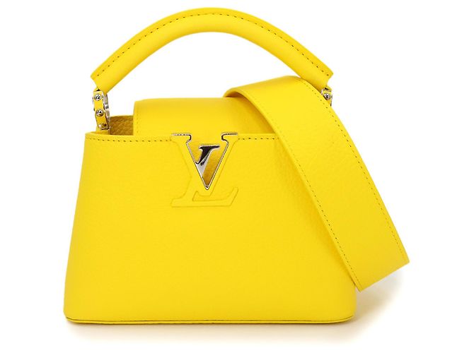 Bolsa Louis Vuitton Capucines MINI Amarelo