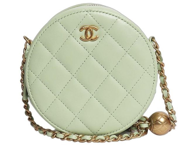 Chanel Bolsa transversal vanity redonda em couro acolchoado verde claro 2021