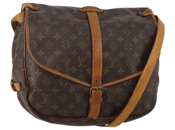LOUIS VUITTON Monogram Saumur 35 Shoulder Bag M42254 LV