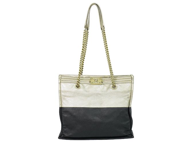 Chanel Boy Shopper en veau Large