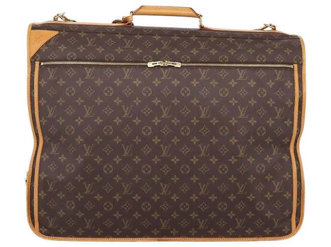 Louis Vuitton Garment Carrier Monogram Canvas Three Hangers Marrom