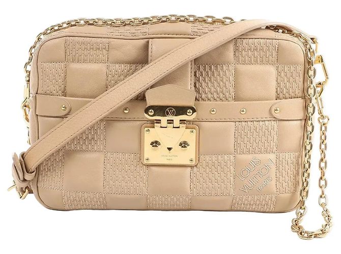 Borsa a tracolla Louis Vuitton Troca MM Damier Quilt in Beige M59111