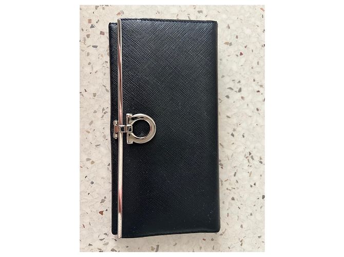 Salvatore Ferragamo Black leather wallet with Gancini closure