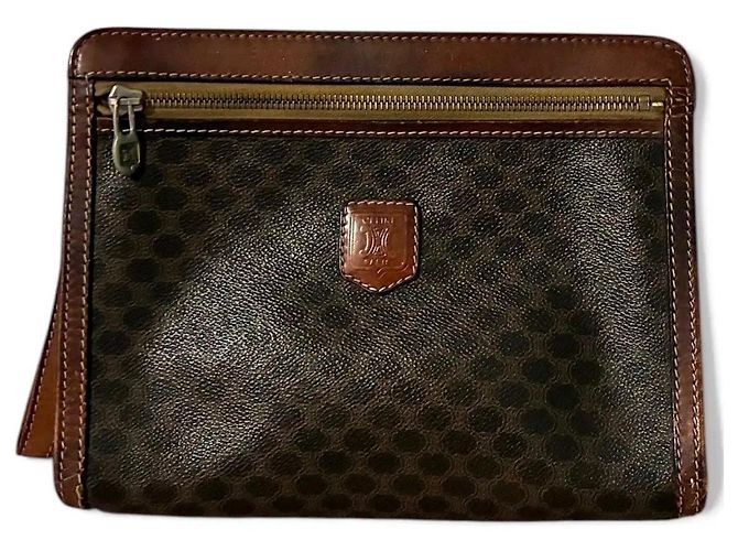 Pochette in pelle marrone Céline Macadam