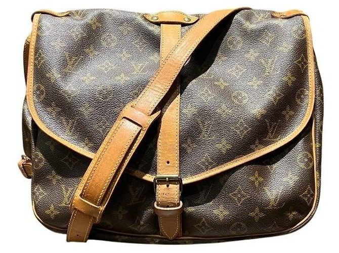 Bolsa de Ombro Louis Vuitton Saumur 35 Monogram