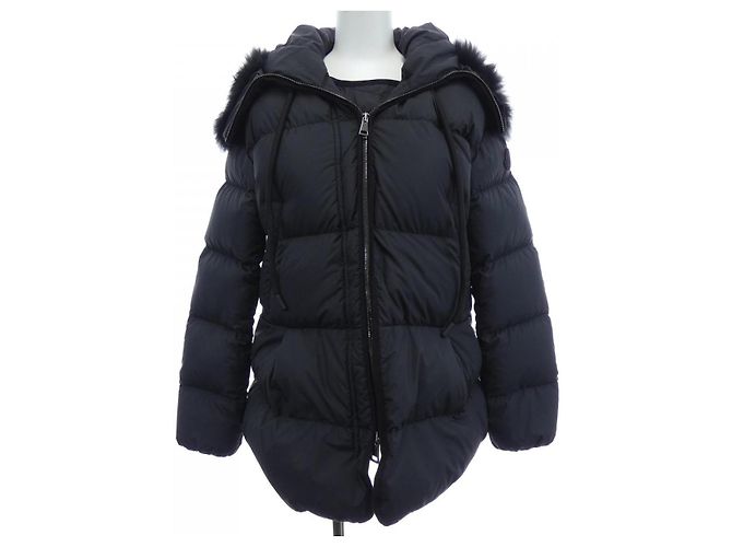 Moncler LOCUSTELLE down jacket