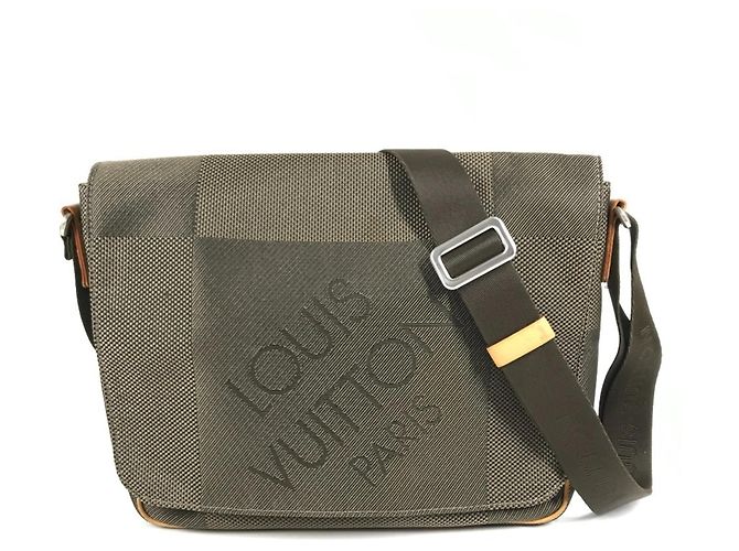 Borsa Louis Vuitton Damier Geant Petit Messager