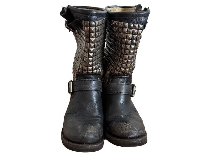 Stivali biker Ash borchiati in pelle nera