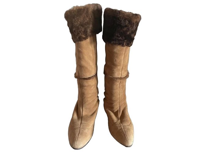 Dolce & Gabbana Botas altas de camurça castanha com acabamento em pele