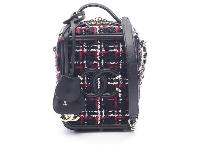 Bolsa de Ombro Chanel CC Filigree