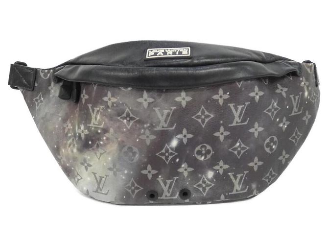 Borsa a tracolla e borsello da cintura Louis Vuitton Monogram Discovery