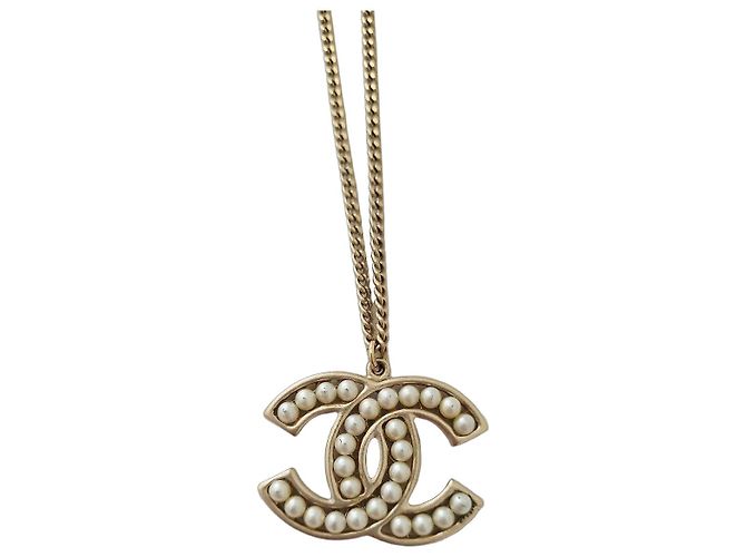 Collier Chanel CC en perles - Chaîne dorée