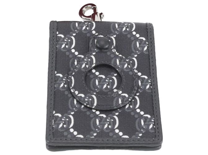 Gucci GG Shadow AirTag Leather Card Case